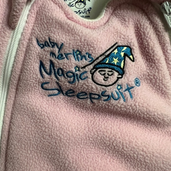Merlin’s Sleep Suit in pink, size L - Picture 4 of 6